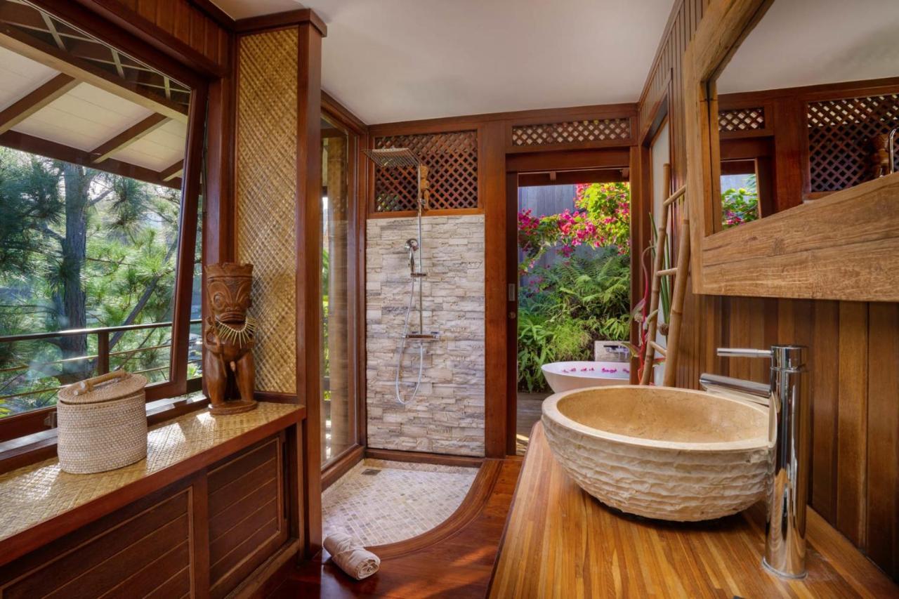 Villa Manuiti, Balinese Luxury Home - Private Swim Spa, Ocean View - Ofyr Bbq - Koi Pond Punaauia  Εξωτερικό φωτογραφία